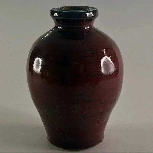 Studio Ceramics Stoneware Pottery Vase Ruby Red Oxblood Glaze 6.5" - Picture 6 of 6